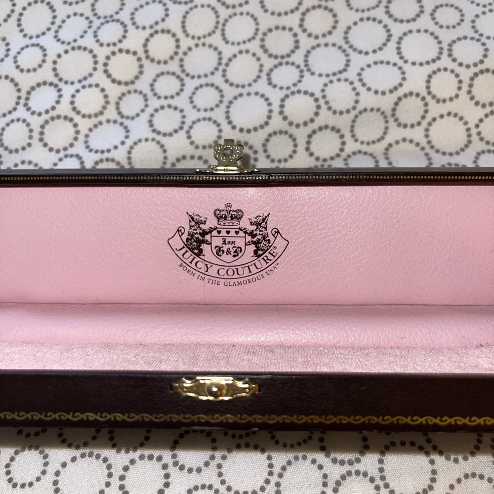 ❤️ JUICY COUTURE Vintage Bracelet Gold With Rhinestones and “Juicy” letters - Picture 7 of 9
